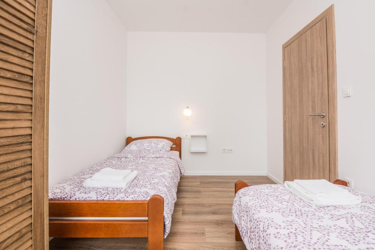 Zilip Apartments Vir Extérieur photo