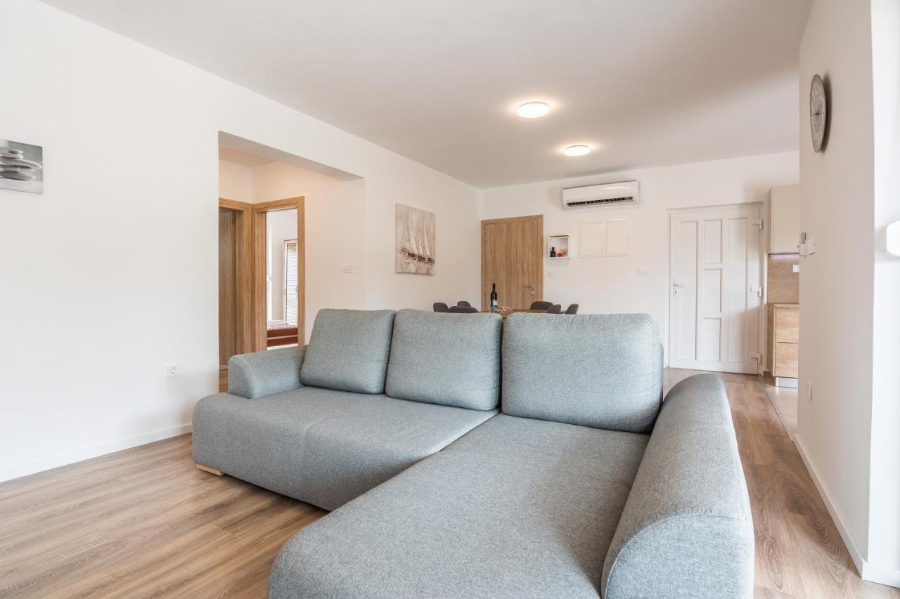 Zilip Apartments Vir Extérieur photo